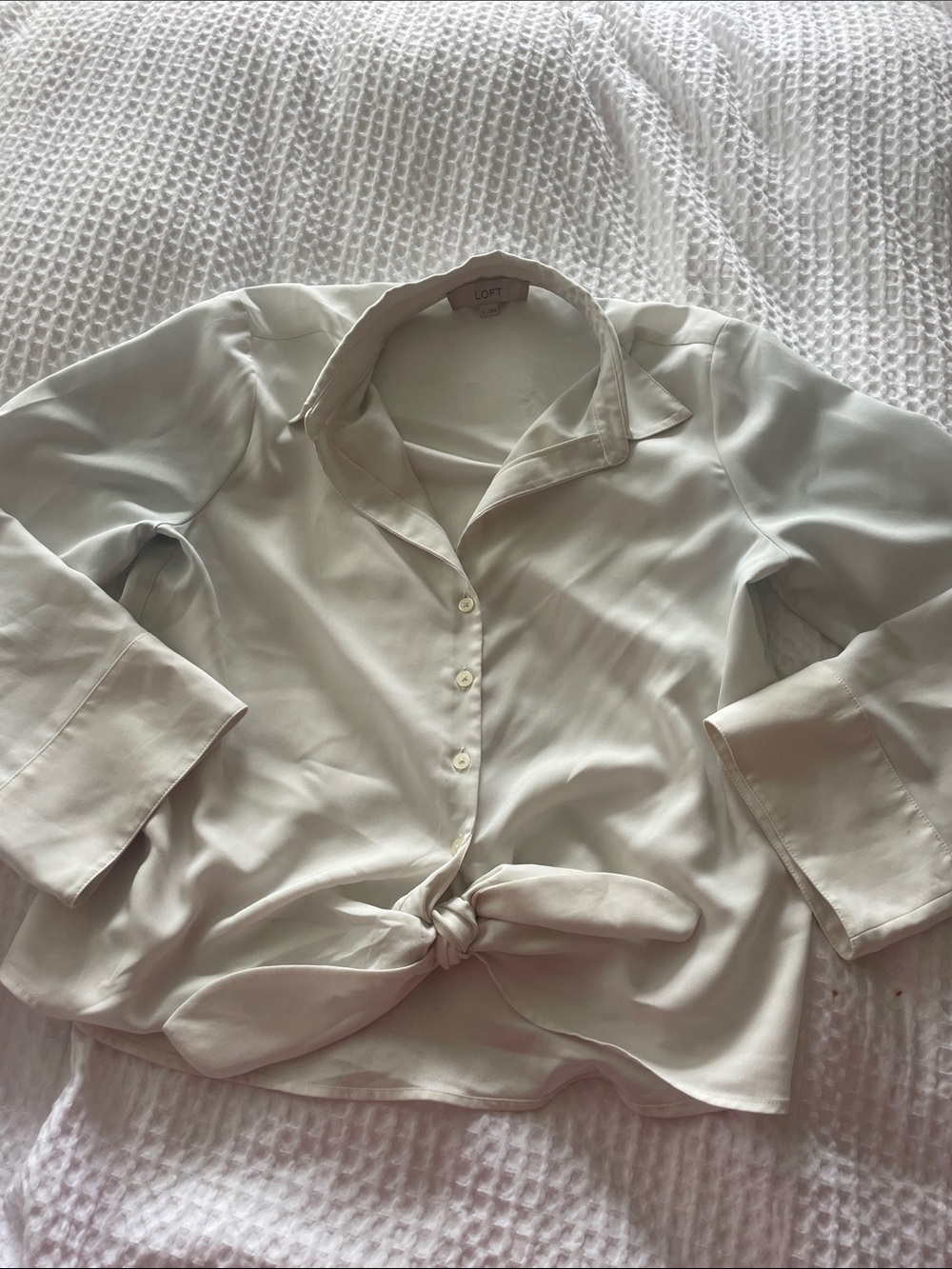 LOFT Cream Button-Front Tie-Hem Blouse